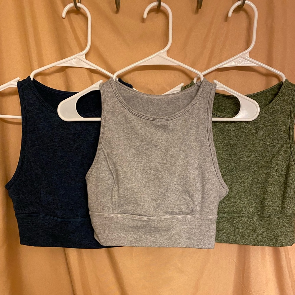 HIGH NECK OPEN BACK SPORTS BRA